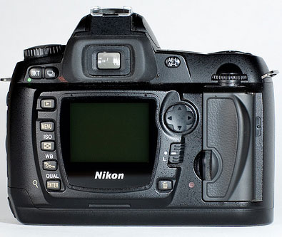 Nikon-D70s-back-Viewfinder-LCD-buttons