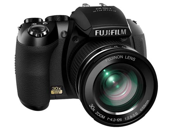 Fujifilm FinePix HS10 una bridge superzoom 30x e filmati a 1000fps