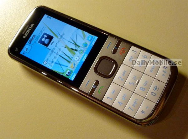 Nokia C5: il Symbian di fascia bassa